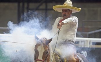Charreadas de Gala en la Feria del Carmen, Hierro Santo, Enrique Ramírez